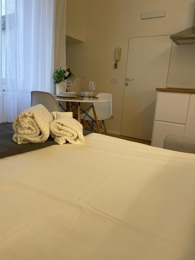 A Casa Di Beatrice Apartment Milan Luaran gambar